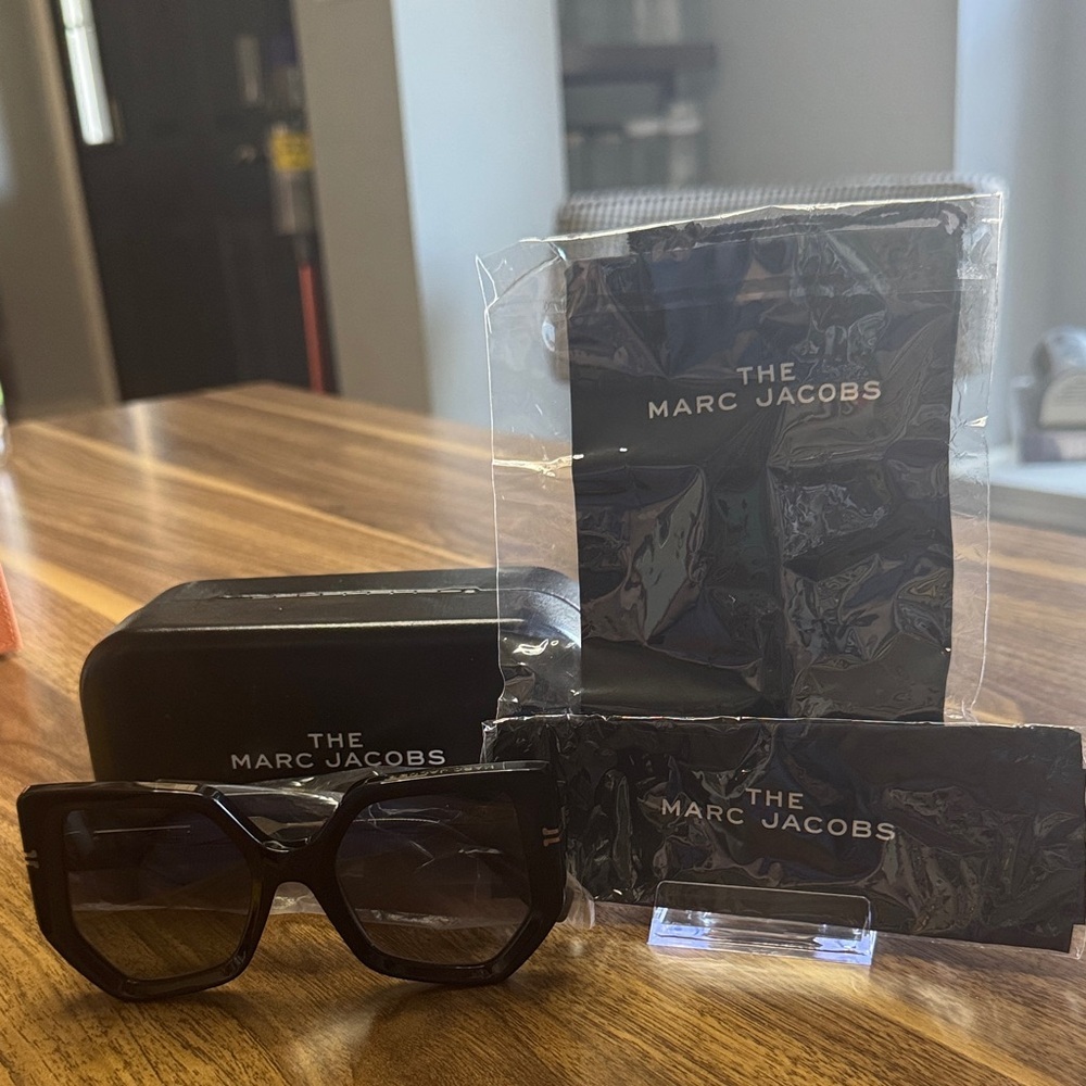 Marc Jacobs Bold Black Sunglasses